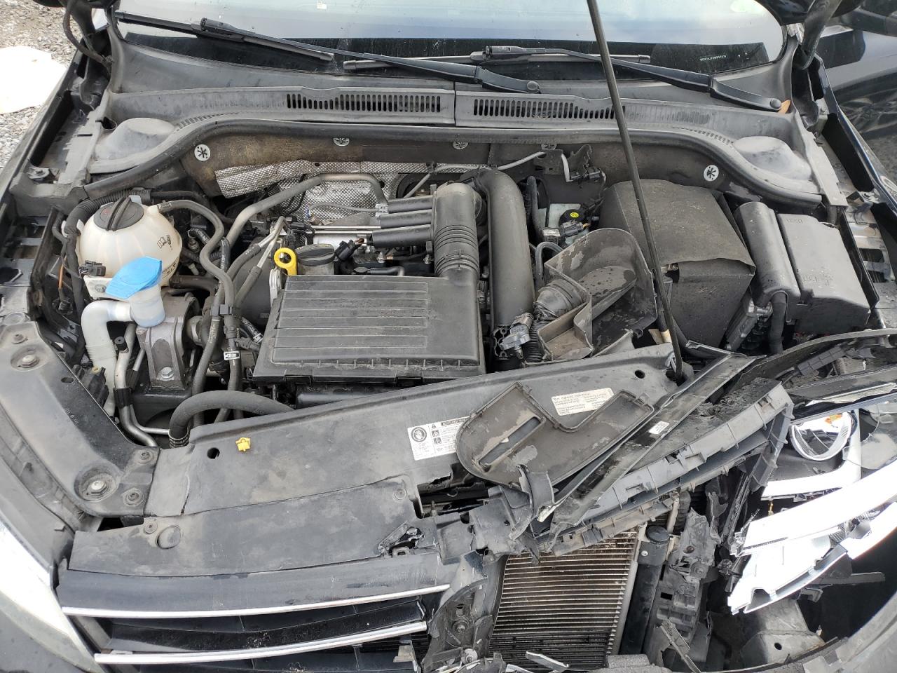 2017 Volkswagen Jetta - Image 11