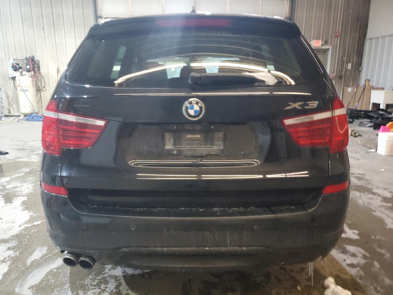 5UXWX9C31H0W68030 BMW X3 2017. Фото: 5
