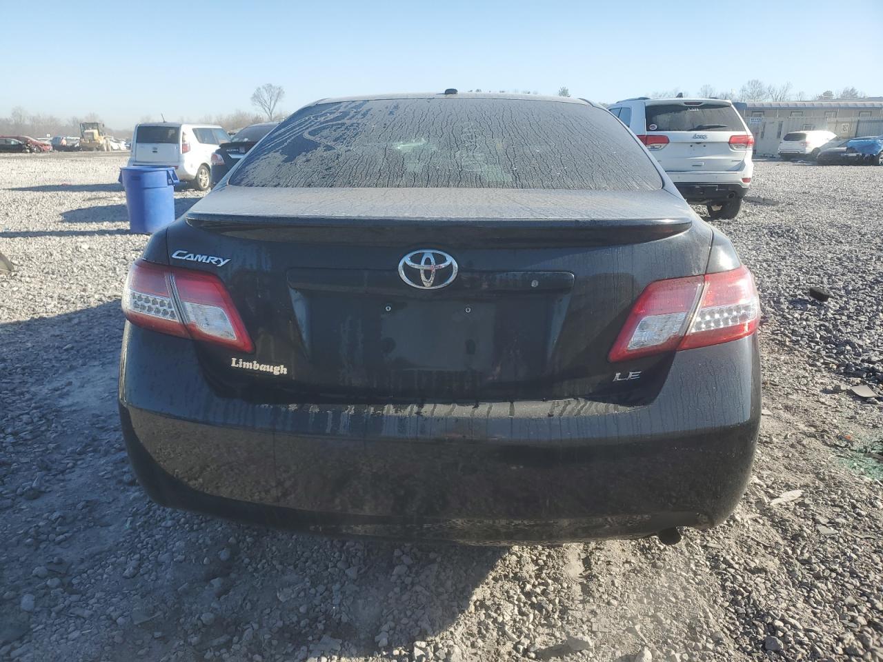 2010 Toyota Camry - Image 6