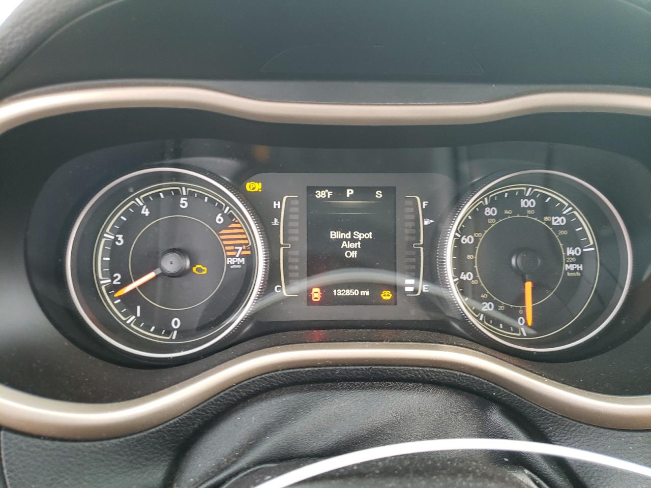 2016 Jeep Grand Cherokee - Image 9