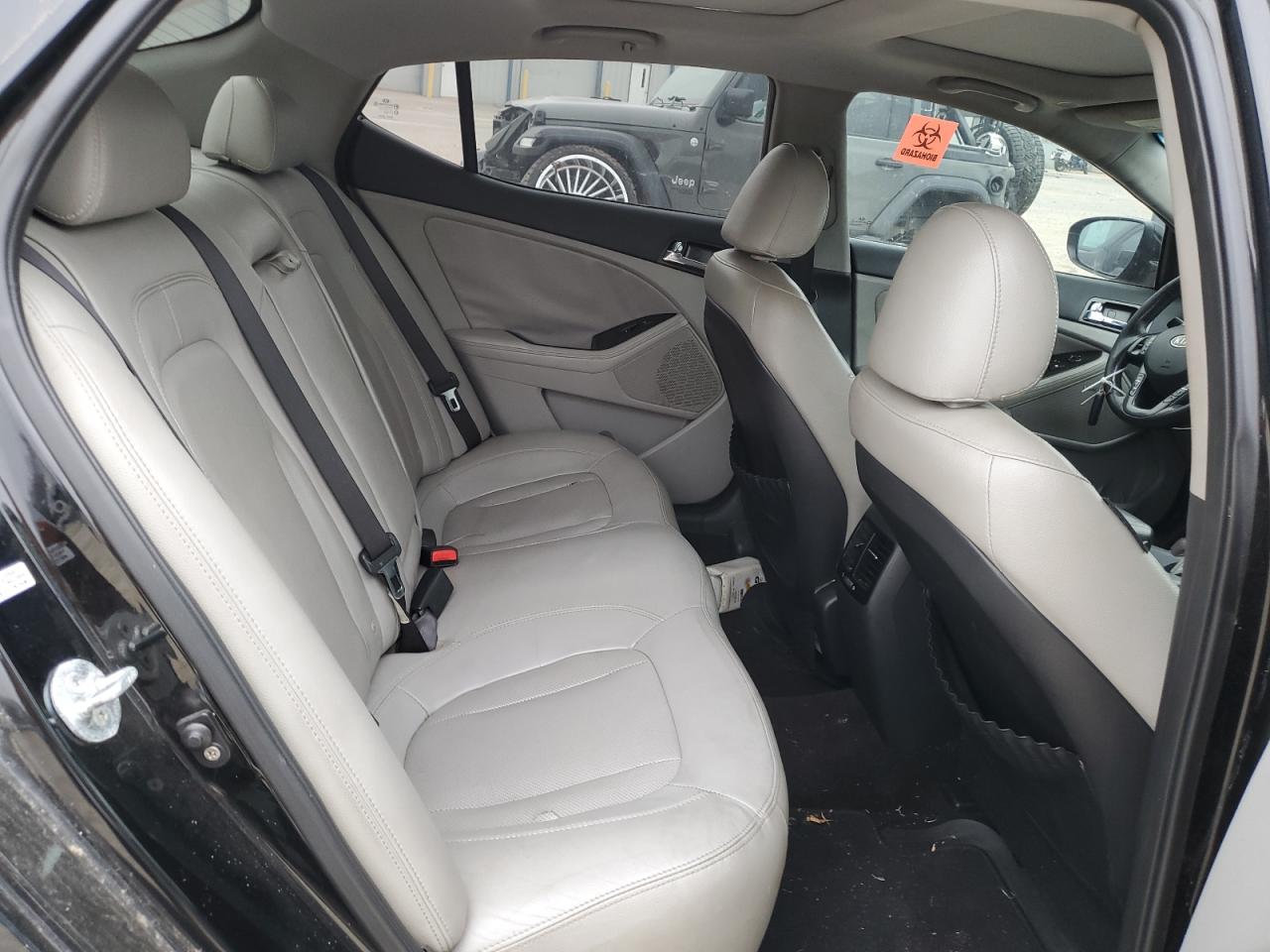 2011 Kia Optima - Image 10
