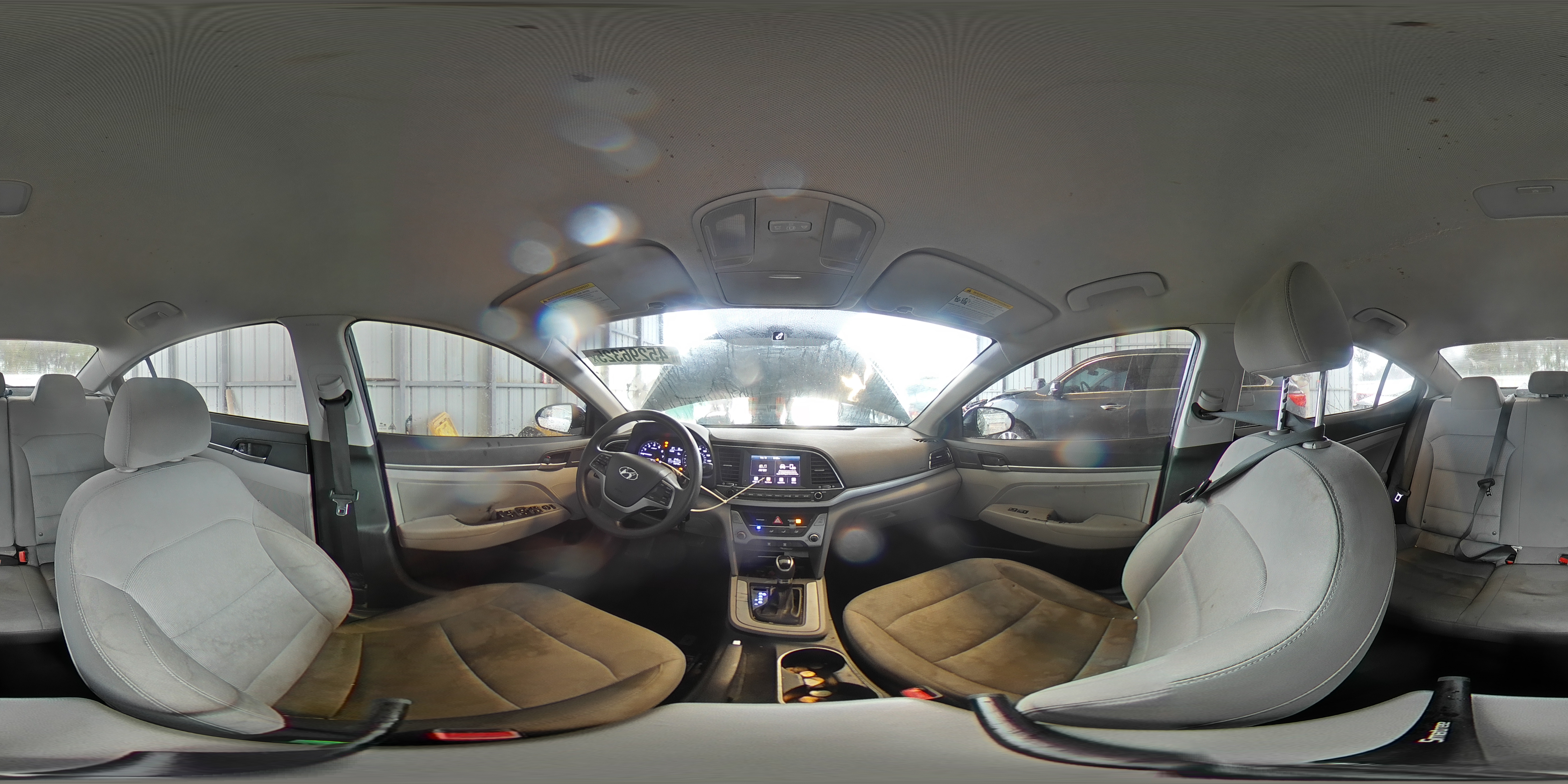 2017 Hyundai Elantra - Image 14