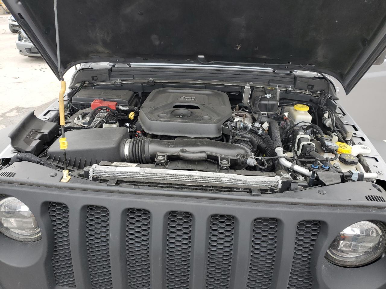 2019 Jeep Wrangler - Image 11