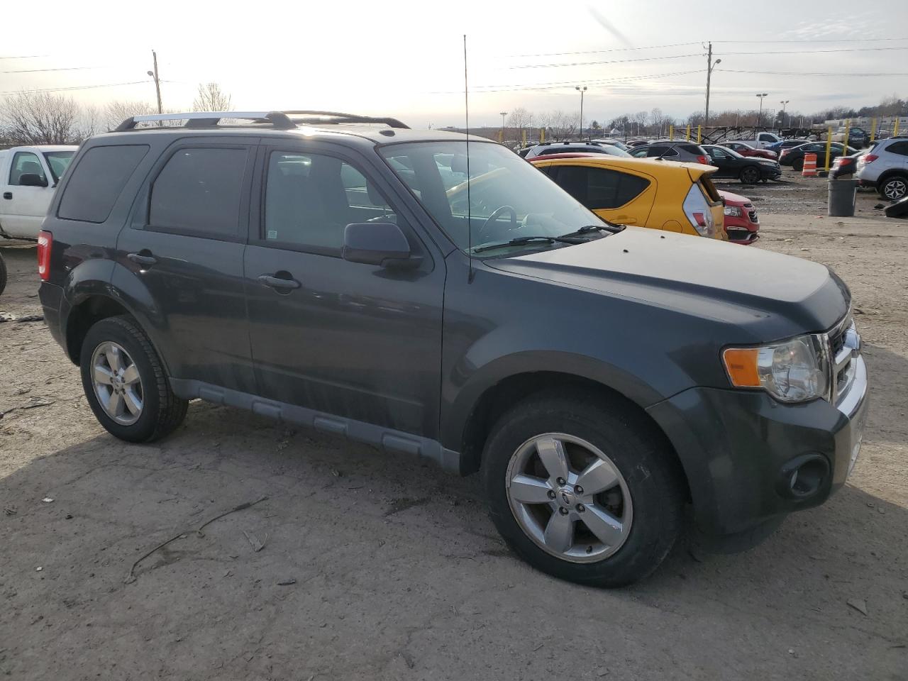 2009 Ford Escape - Image 4