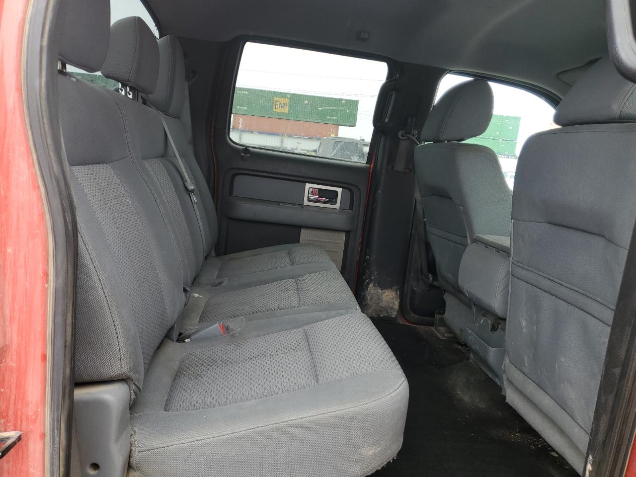 2011 Ford F-150 - Image 10