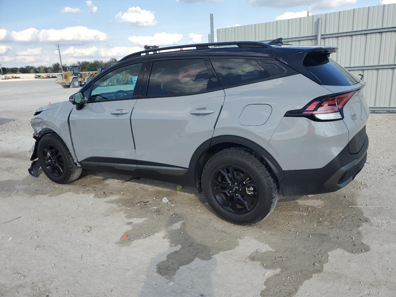 2024 Kia Sportage - Image 2