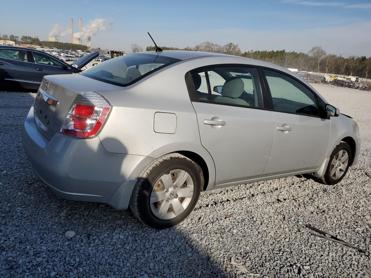 2010 Nissan Sentra - Image 3