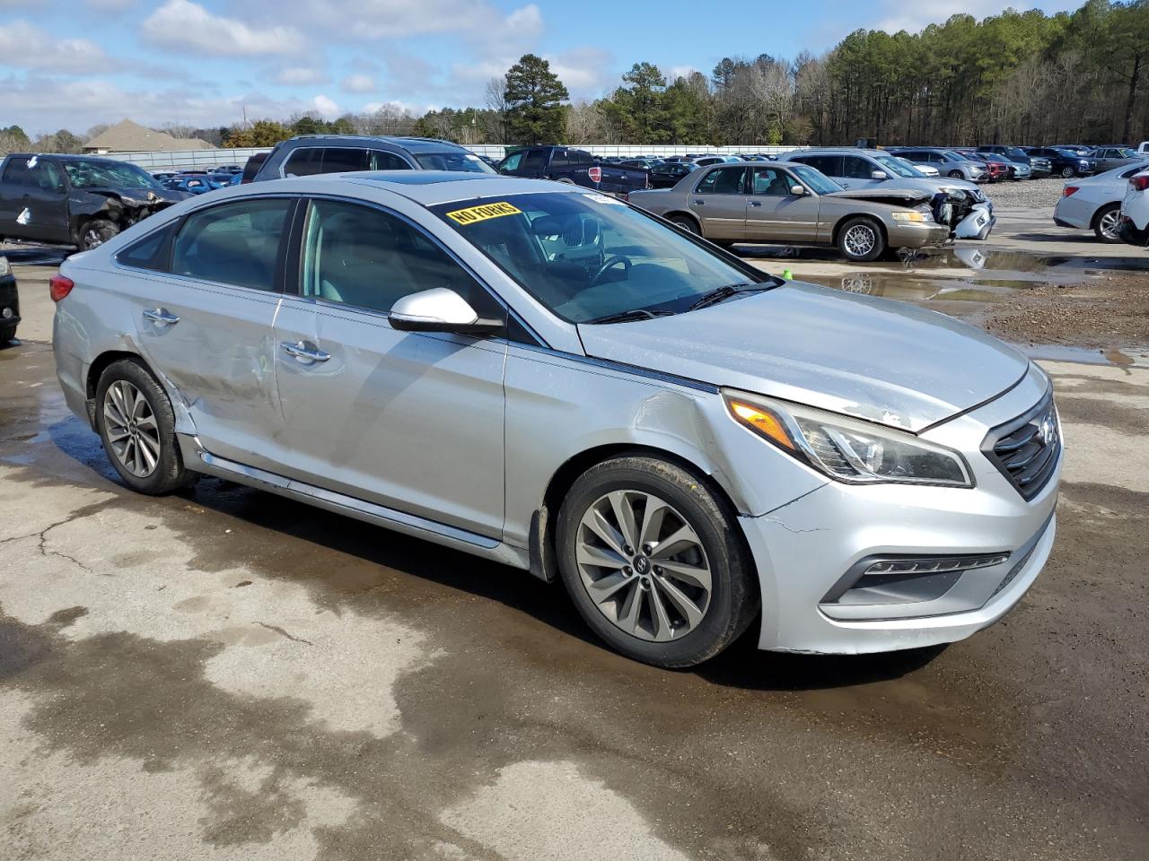 2017 Hyundai Sonata - Image 4