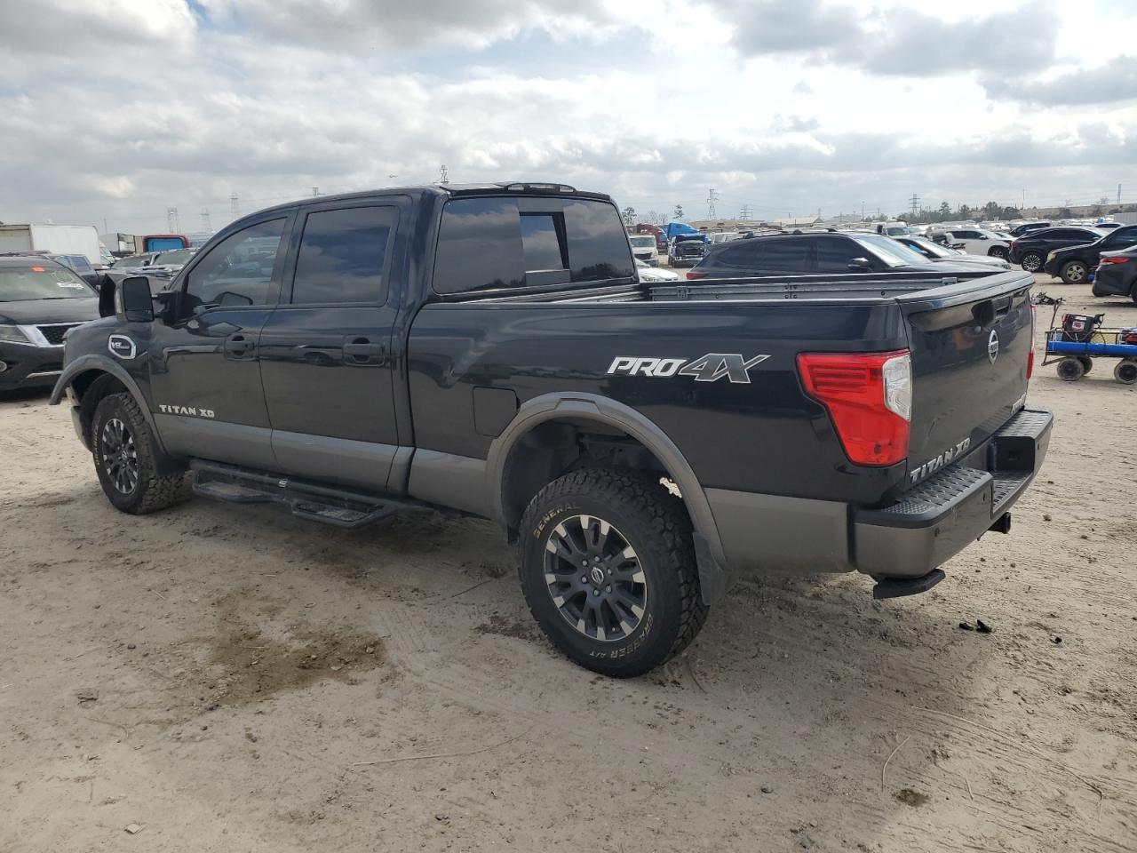 2017 Nissan Titan - Image 2