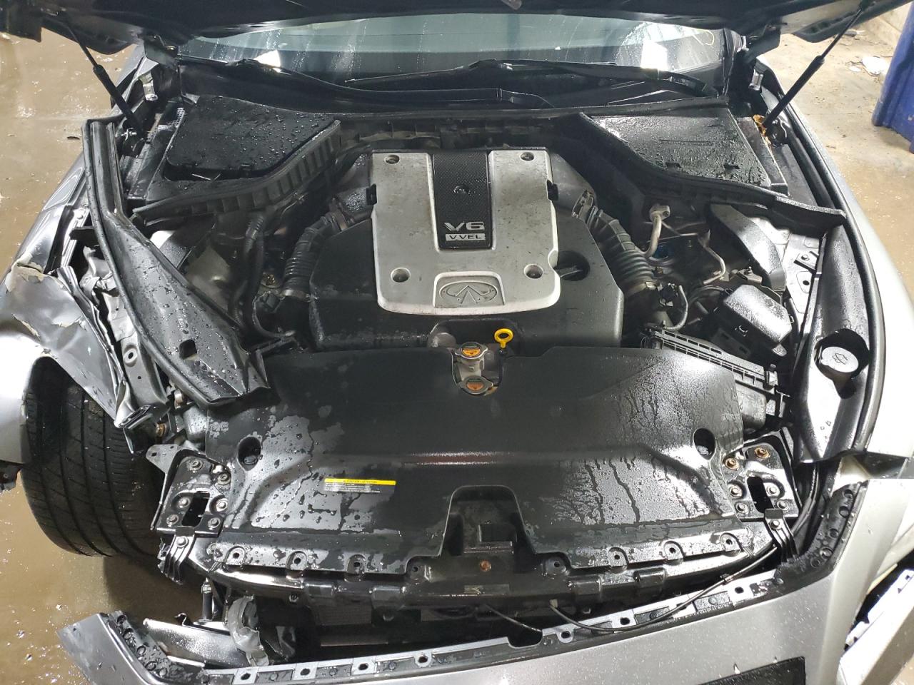 2014 Infiniti Q50 - Image 11