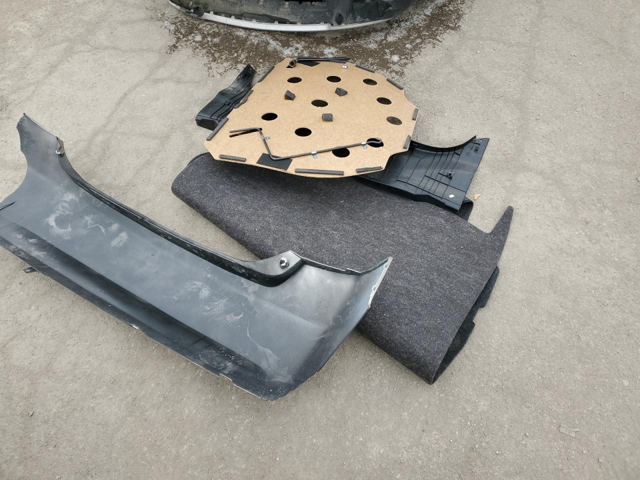 2009 Toyota Camry - Image 12