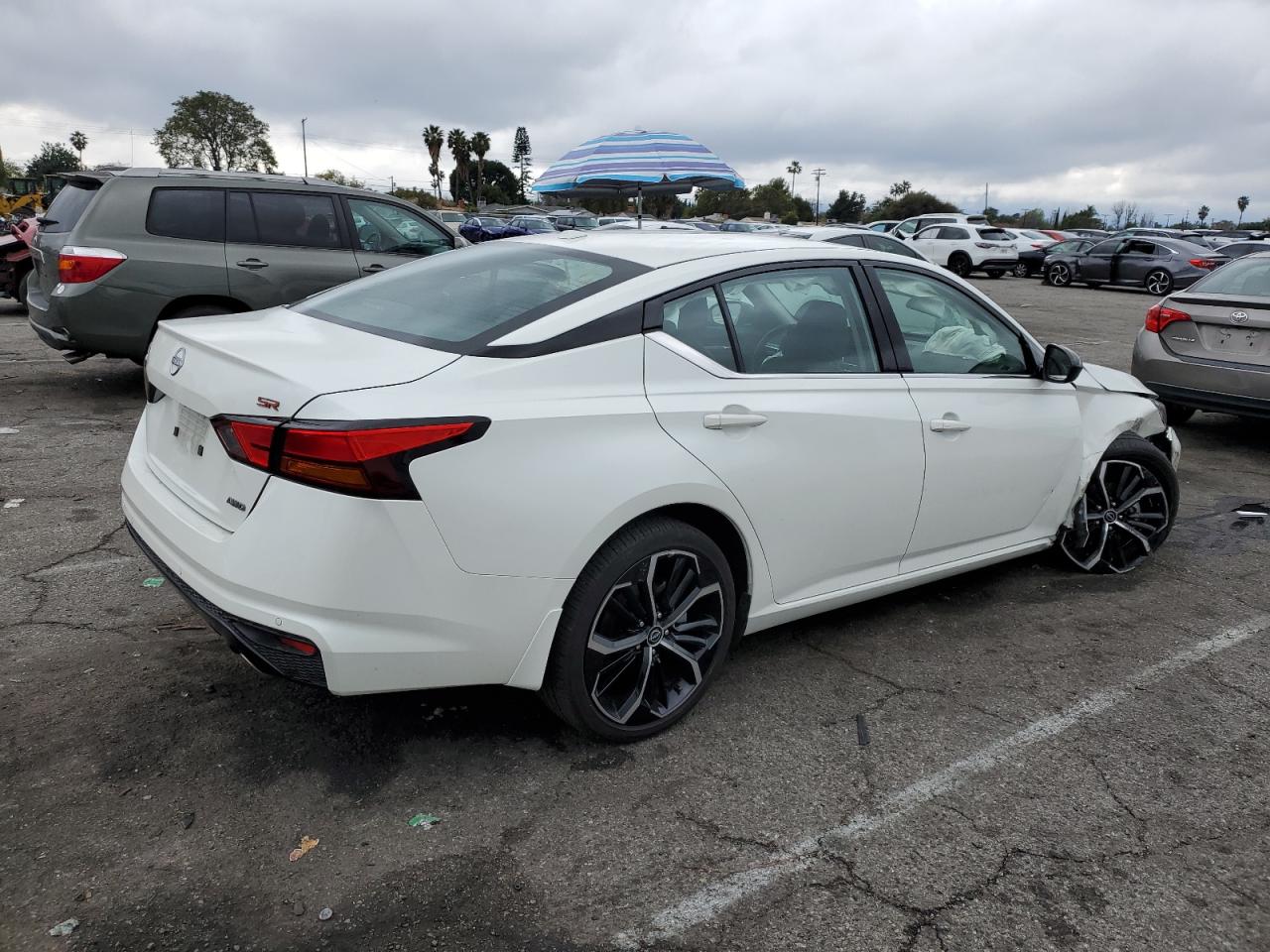 2024 Nissan Altima - Image 3