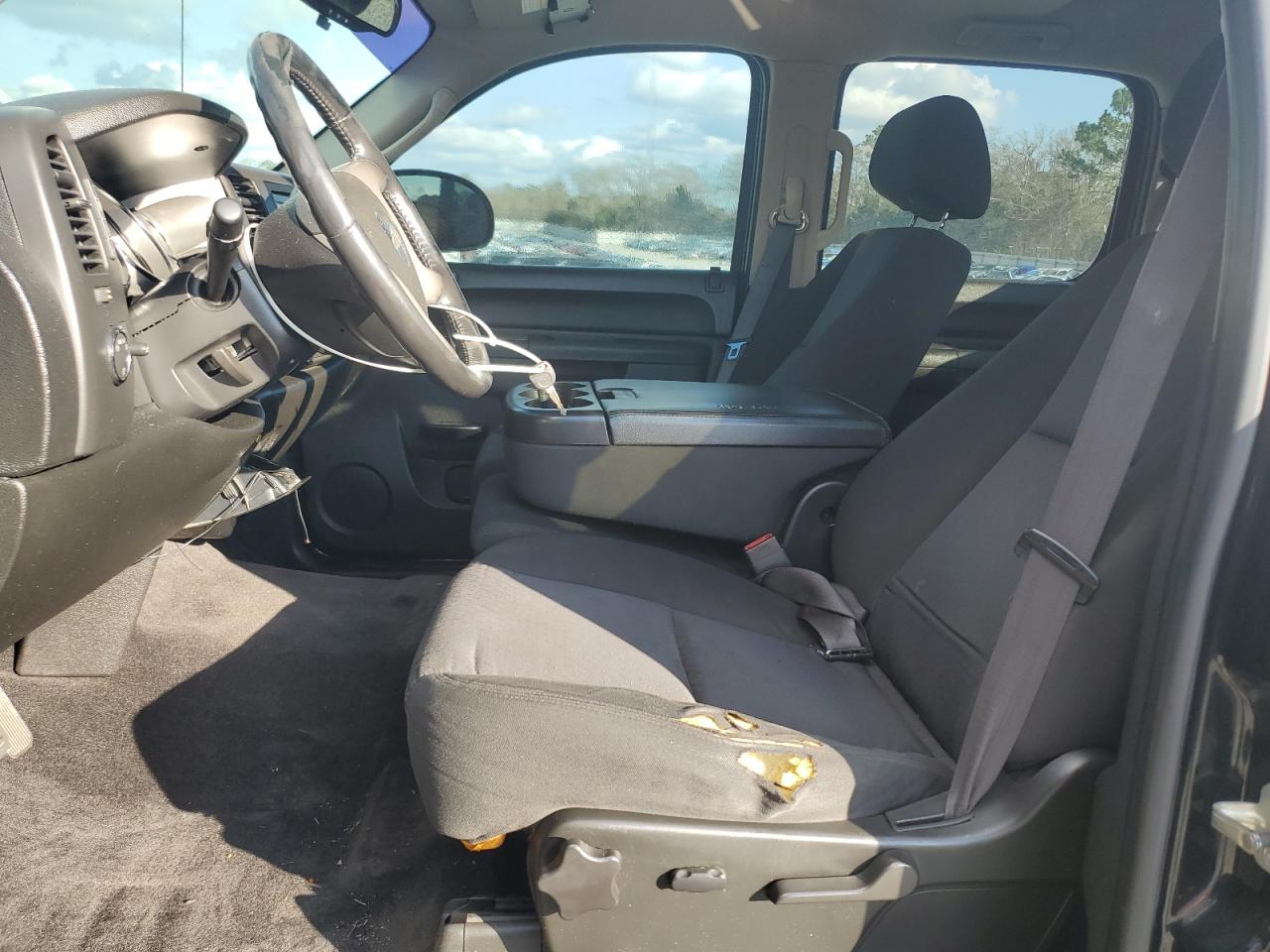 2011 Chevrolet Silverado - Image 7