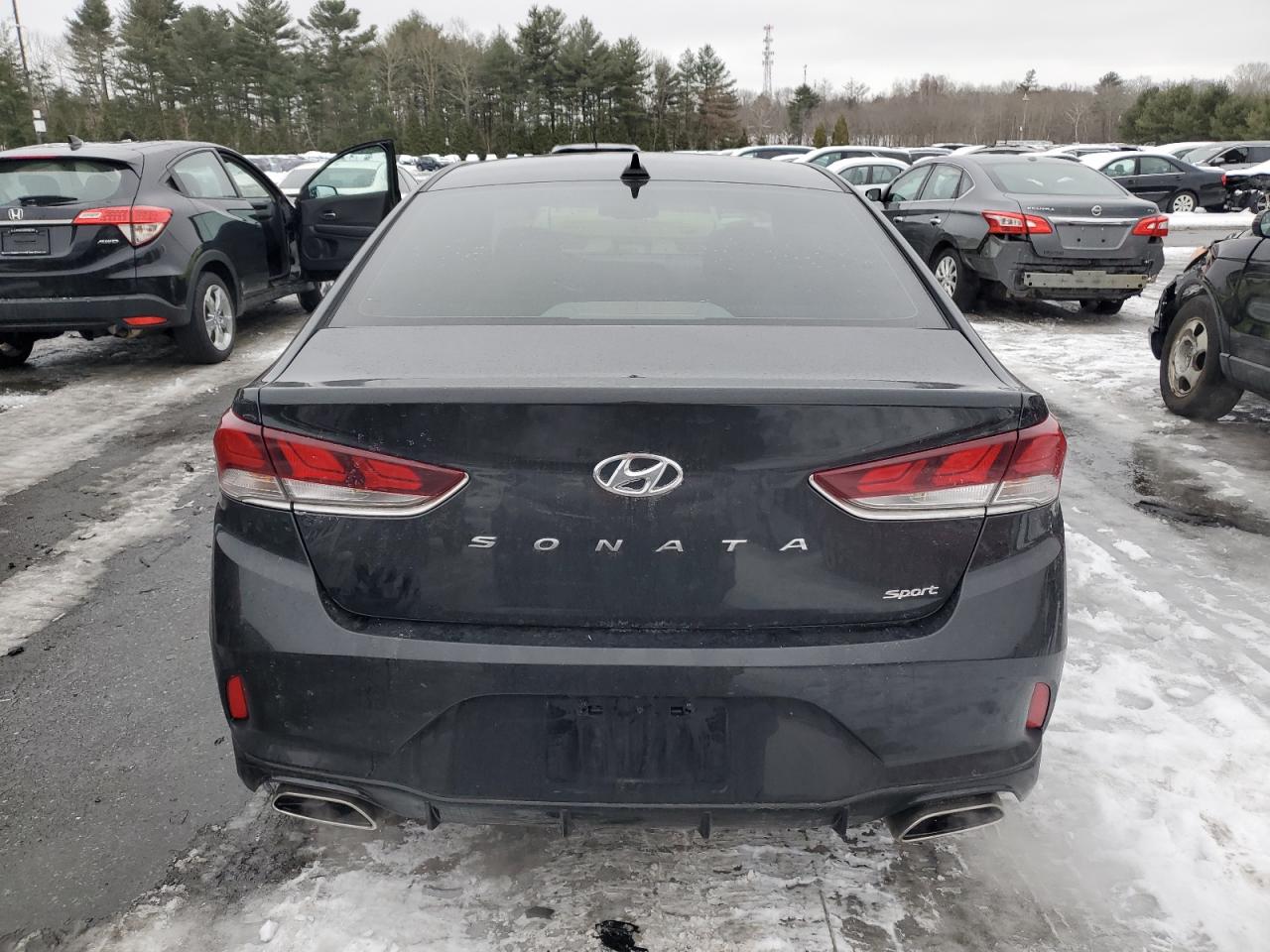 2018 Hyundai Sonata - Image 6