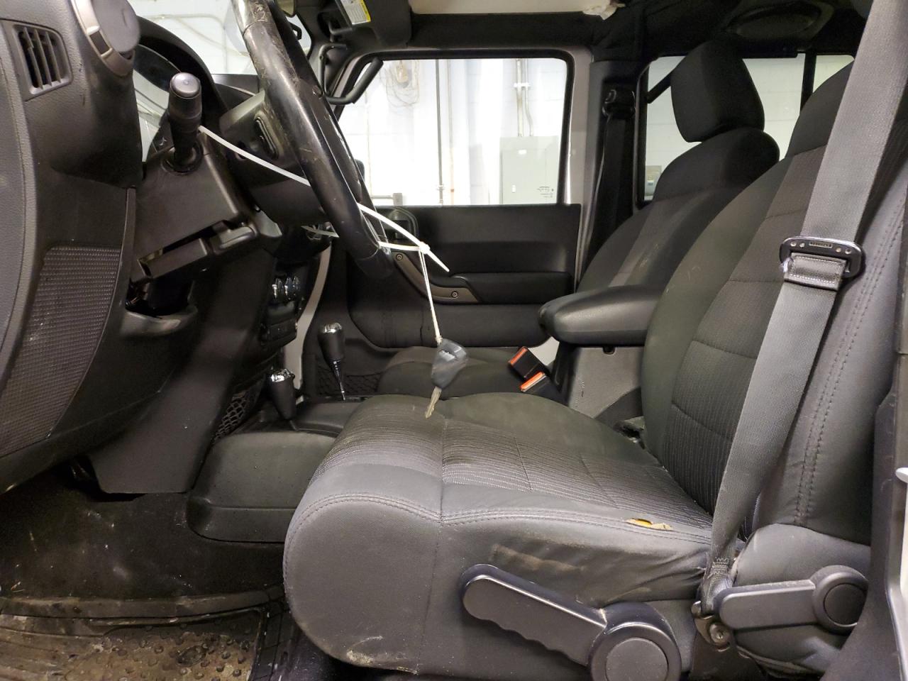 2011 Jeep Wrangler - Image 7