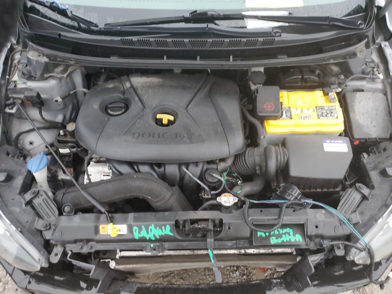 2015 Hyundai Elantra - Image 11