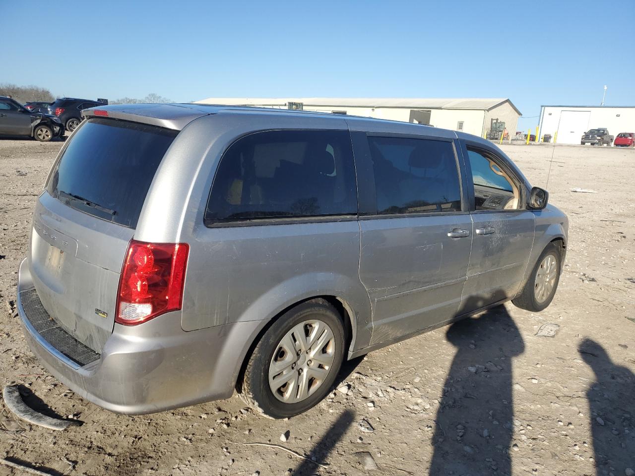 2014 Dodge Caravan - Image 3