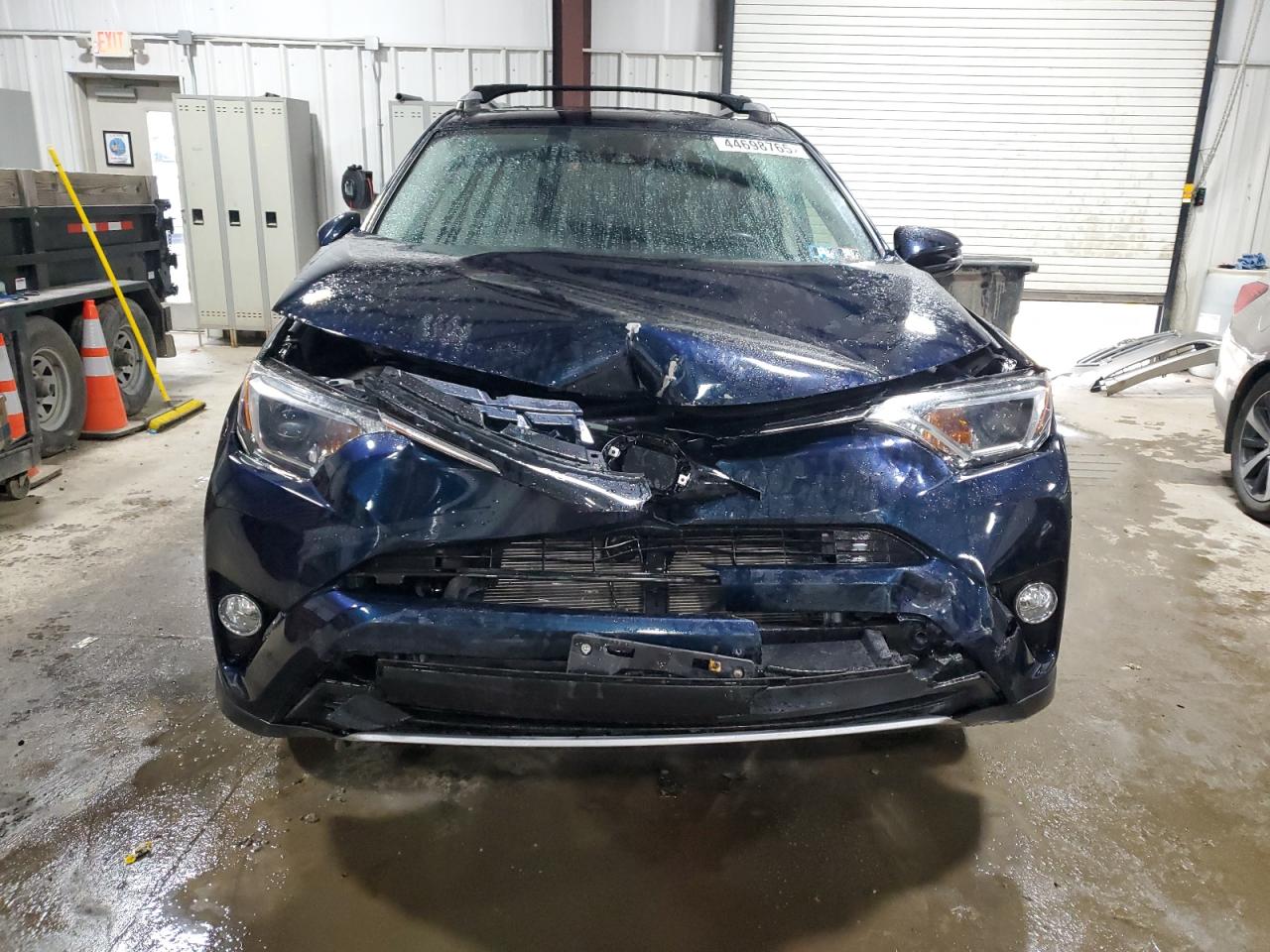 2018 Toyota RAV 4 - Image 5