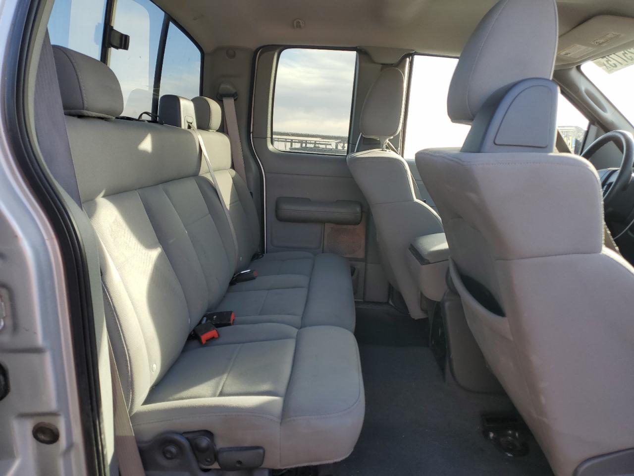 2006 Ford F-150 - Image 11
