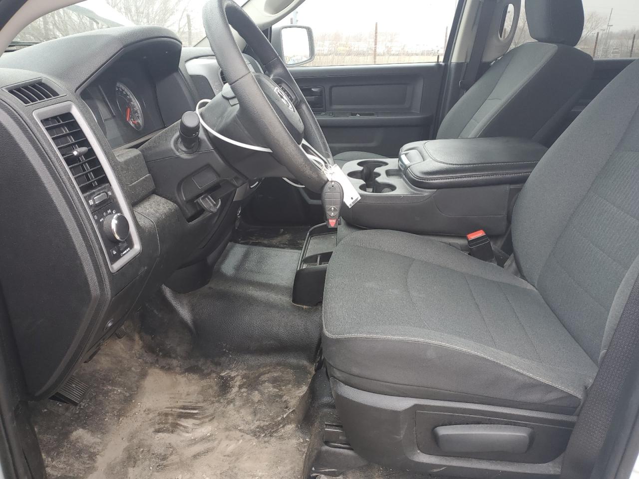 2021 RAM 1500 - Image 7