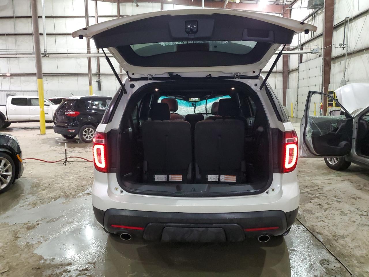 2015 Ford Explorer - Image 6