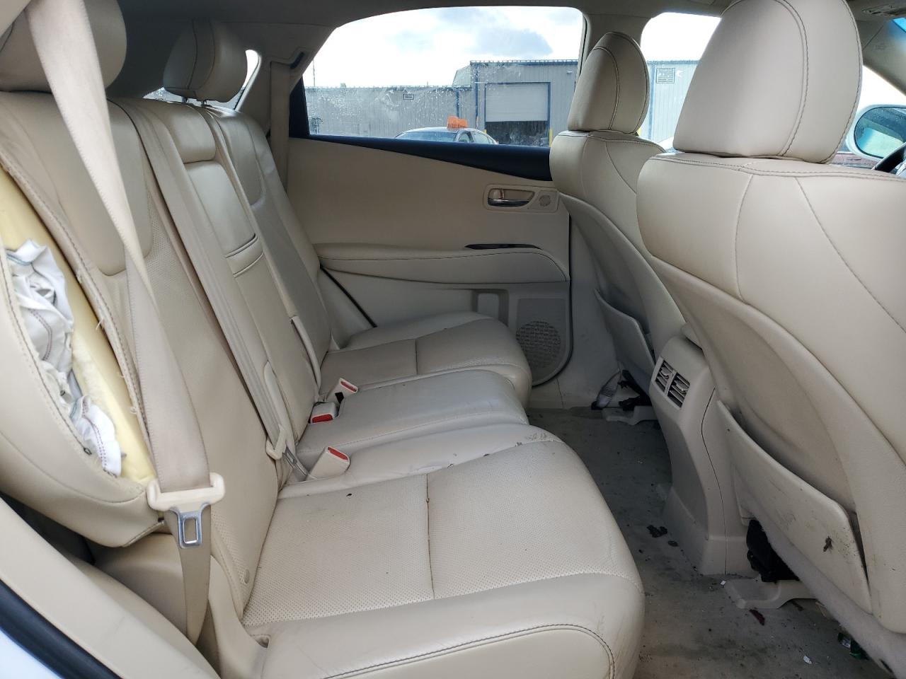 2015 Lexus RX - Image 11
