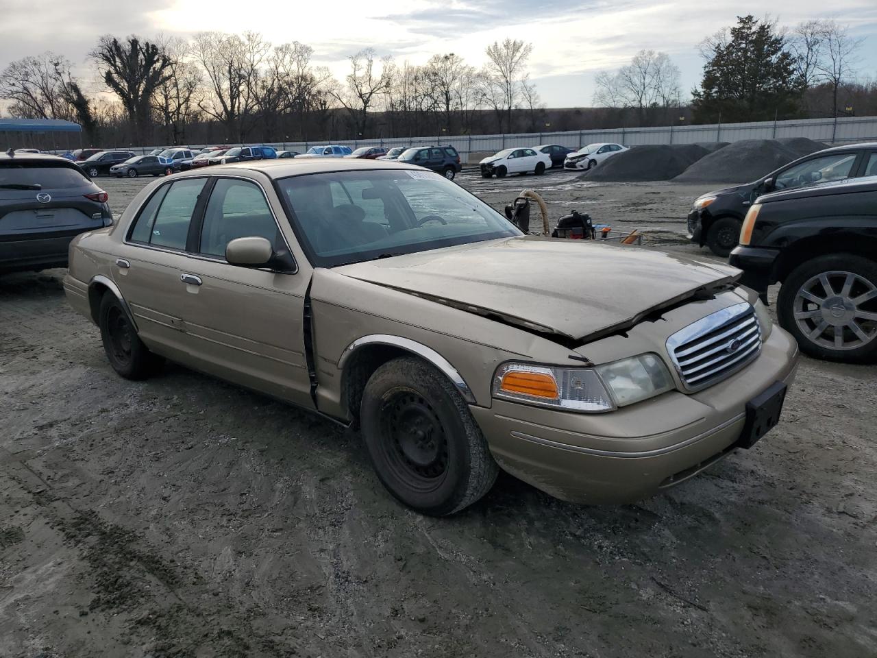1999 Ford Crown Victoria - Image 4