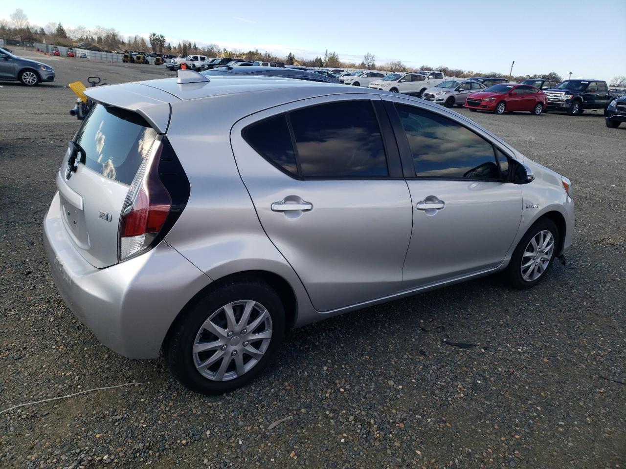 2015 Toyota Prius - Image 3