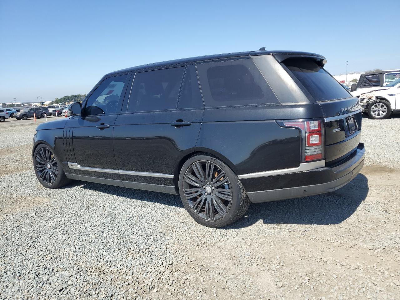 2016 Land Rover Range Rover - Image 2
