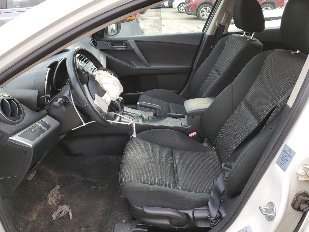 2012 Mazda 3 - Image 7