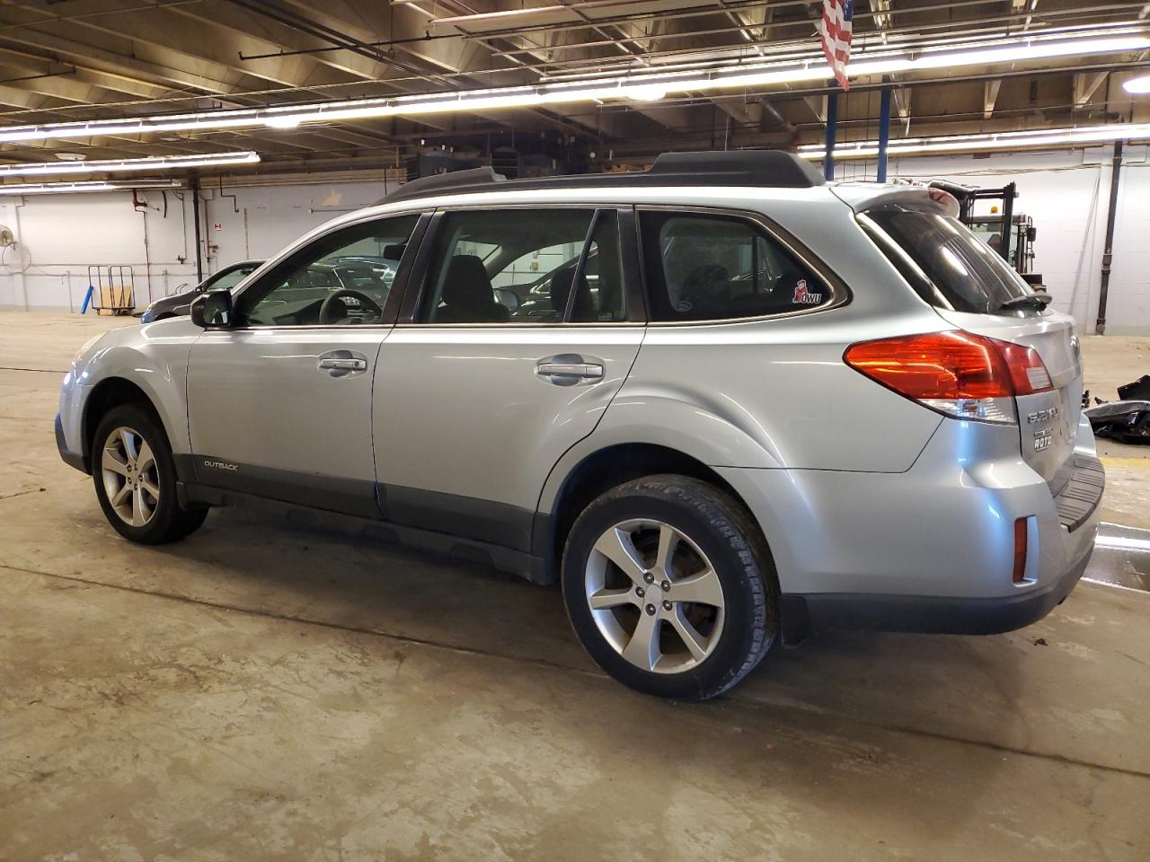 2014 Subaru Outback - Image 2