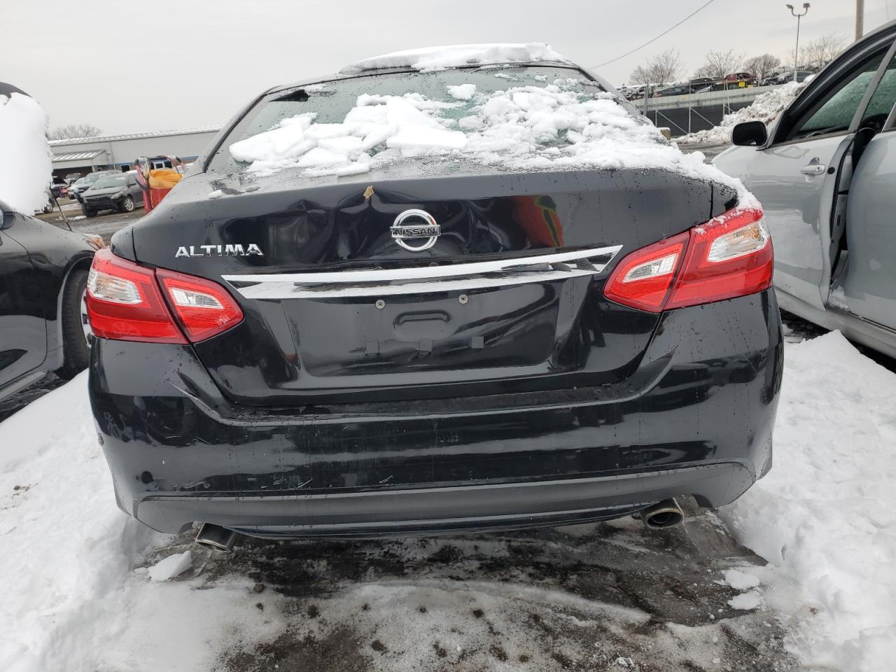 2016 Nissan Altima - Image 6