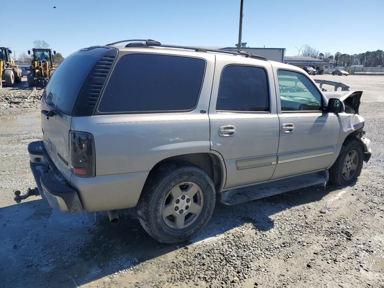 2004 Chevrolet Tahoe - Image 3