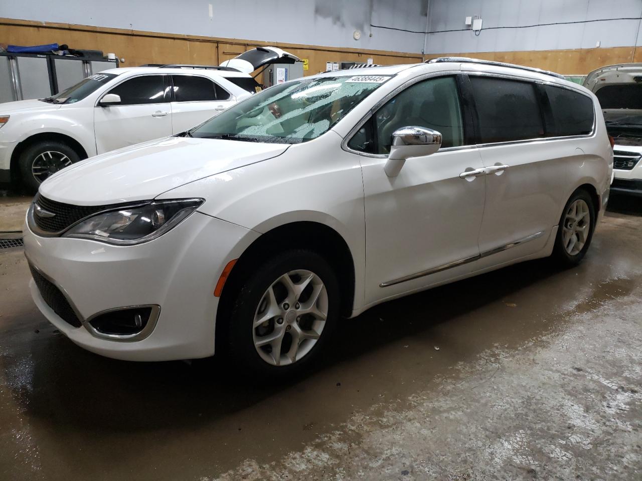 2020 Chrysler Pacifica Limited იყიდება Kincheloe-ში, MI - Side