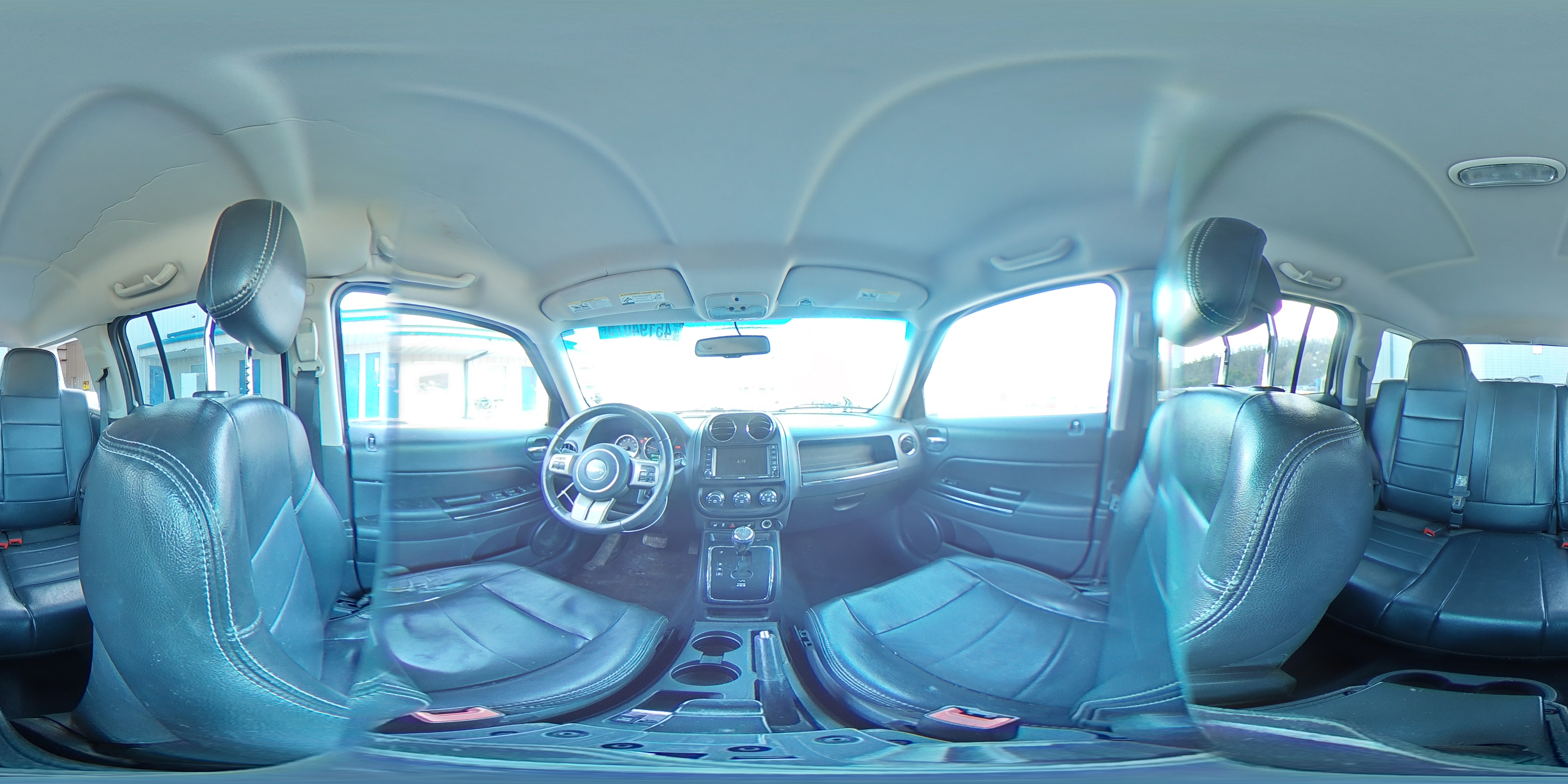 2012 Jeep Liberty (Patriot) - Image 13