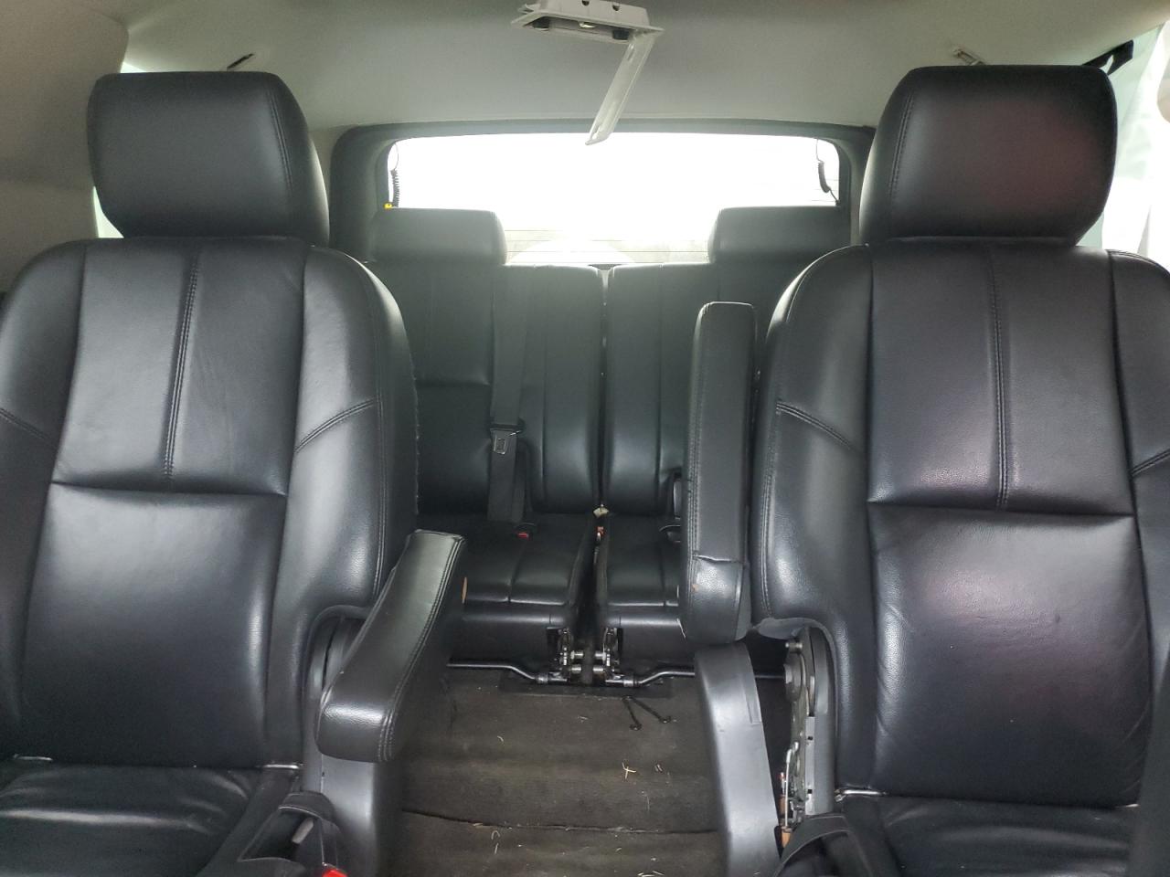 2013 Chevrolet Tahoe - Image 10