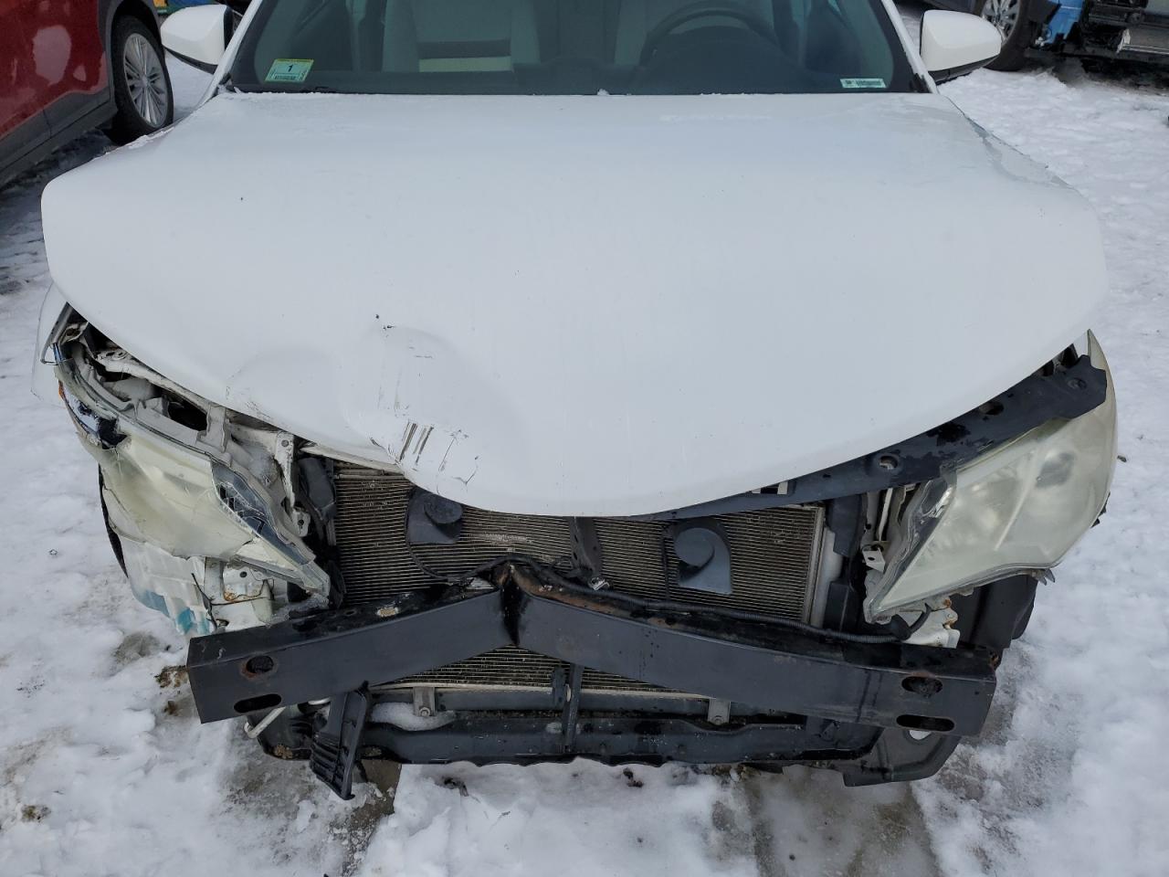 2012 Toyota Camry - Image 11