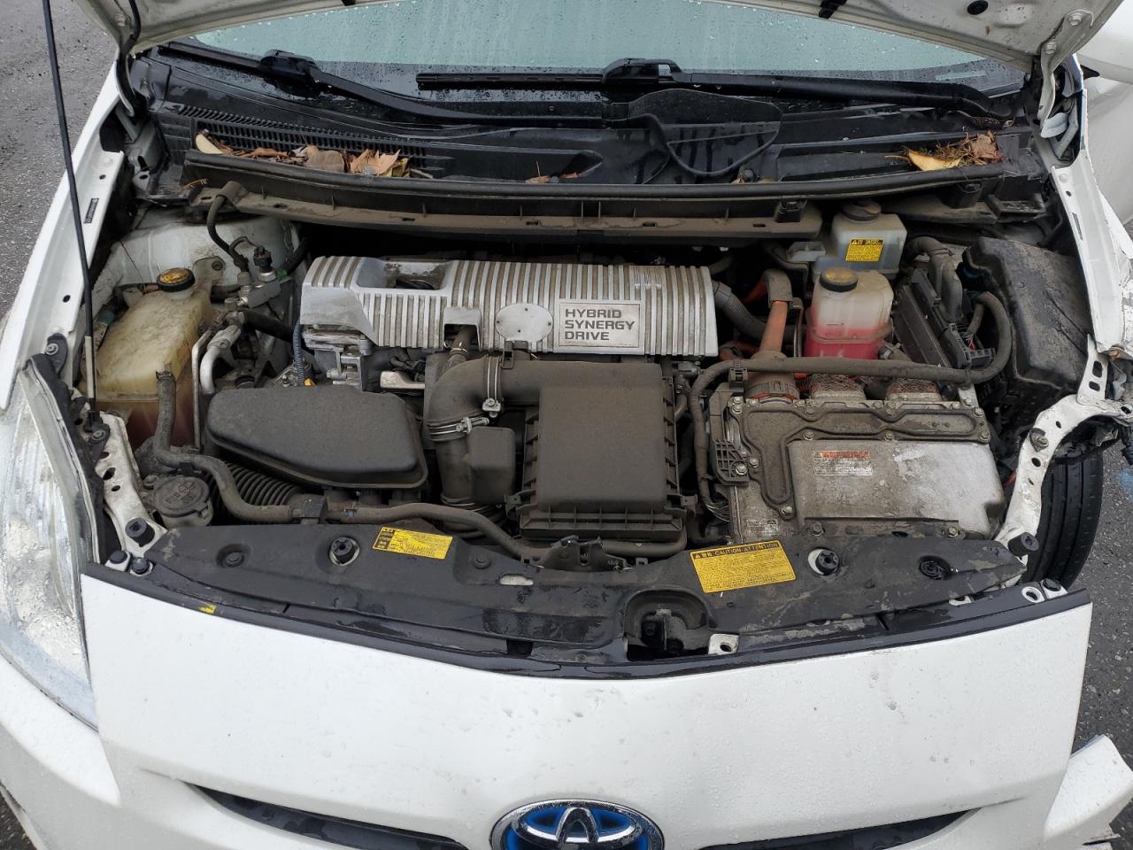 2010 Toyota Prius - Image 13