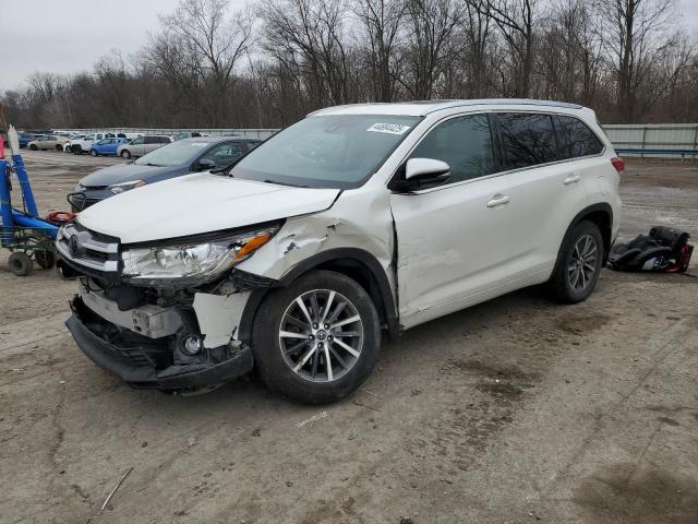 2017 Toyota Highlander Se