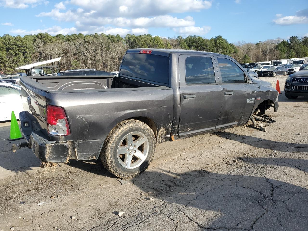 2014 RAM 1500 - Image 3