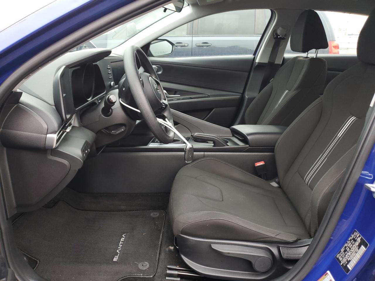 2023 Hyundai Elantra - Image 7