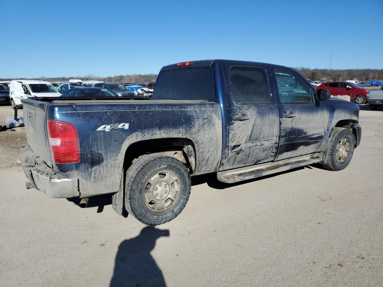 2010 Chevrolet Silverado - Image 3