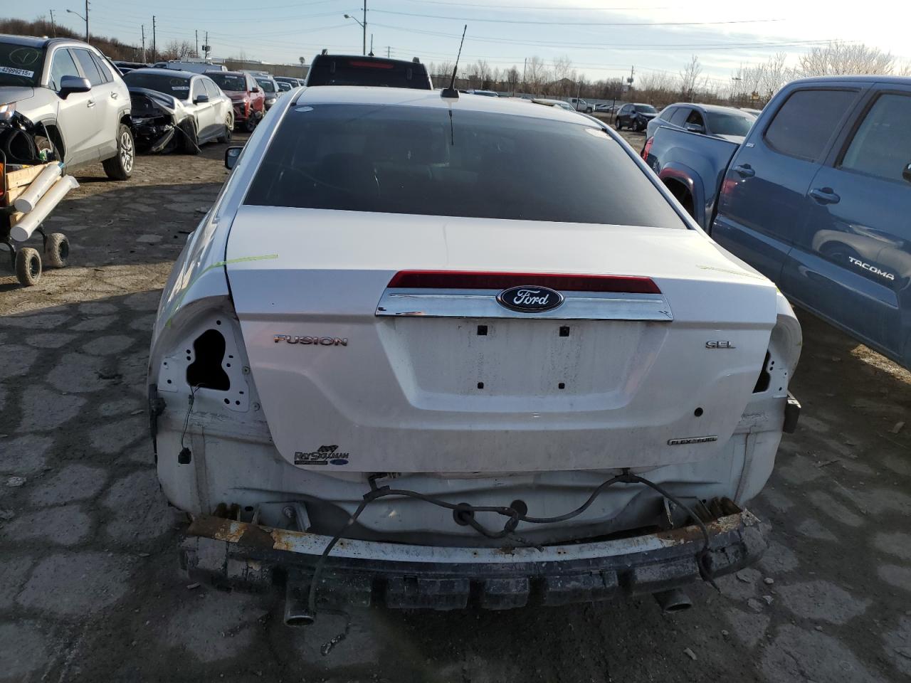 2011 Ford Fusion - Image 6