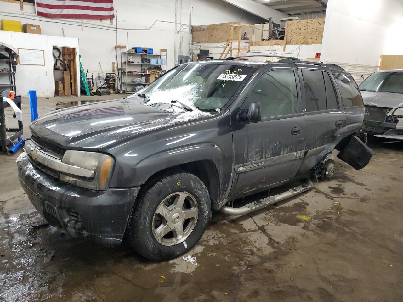 2004 Chevrolet TrailBlazer - Image 1