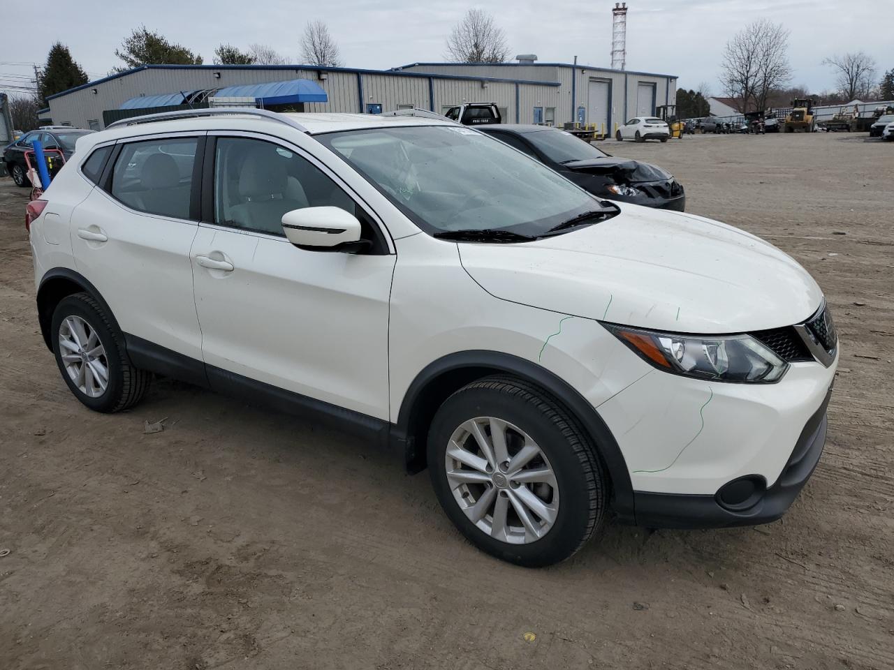 2018 Nissan Rogue - Image 4