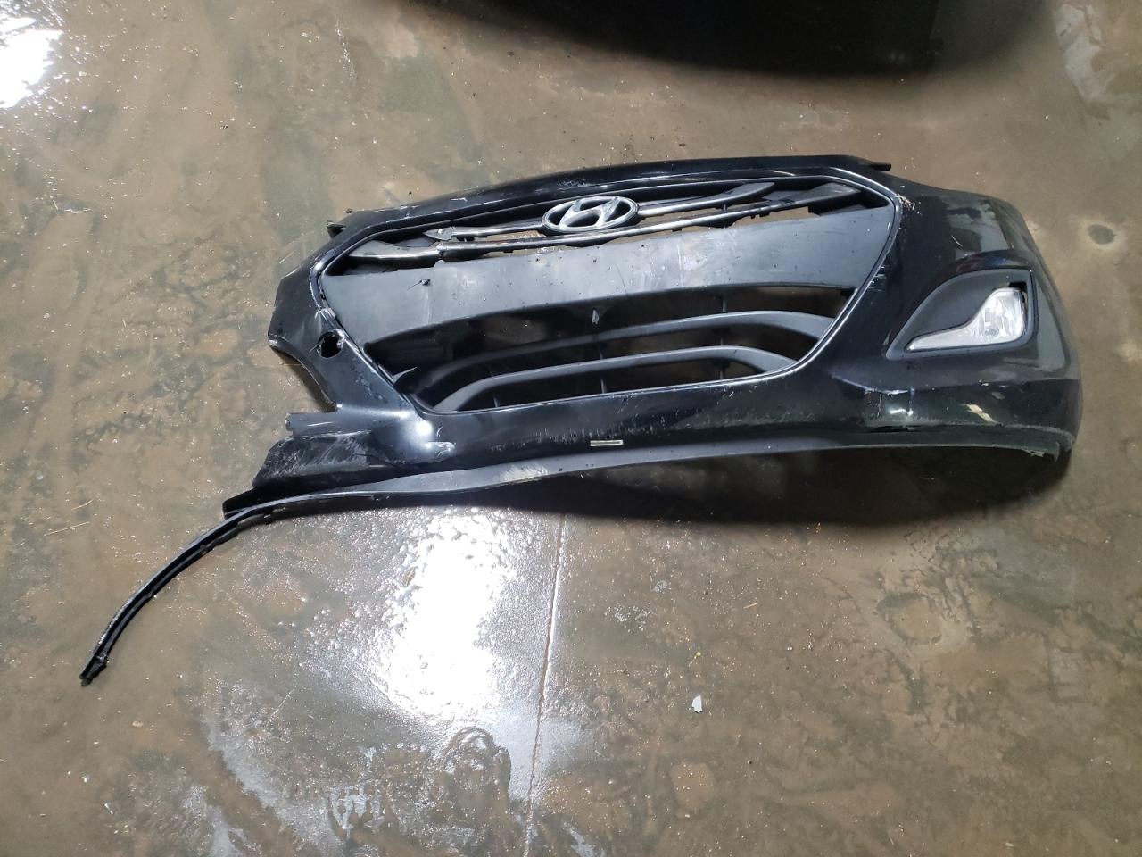 2014 Hyundai Elantra - Image 12