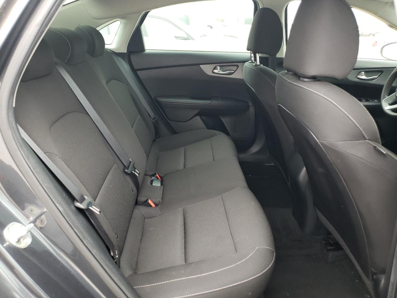 2019 Kia Forte - Image 10