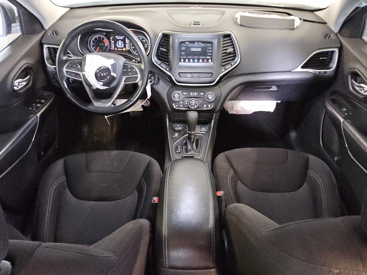 2020 Jeep Grand Cherokee - Image 8