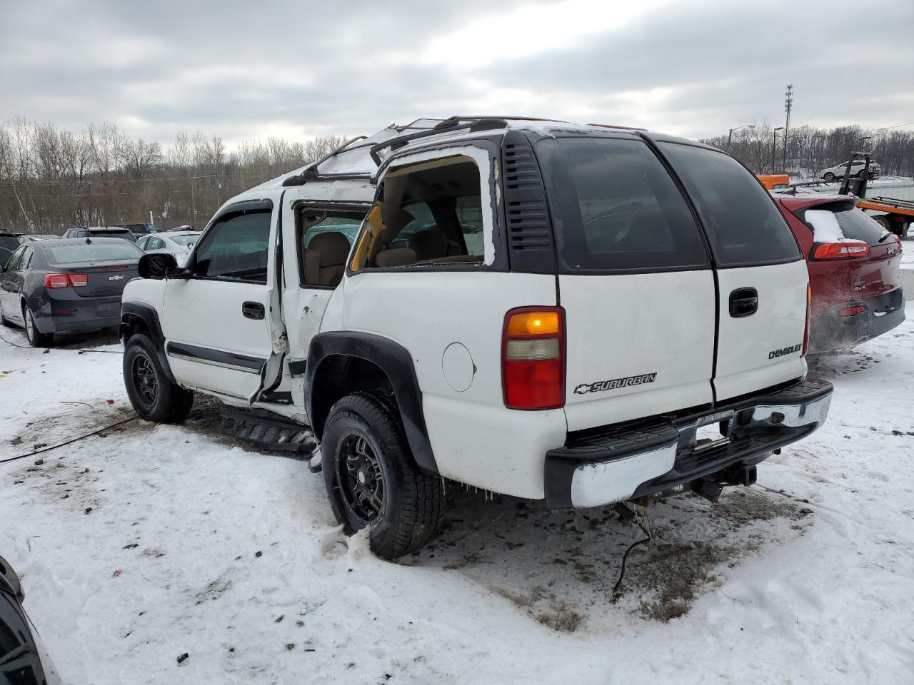 2002 Chevrolet Suburban - Image 2