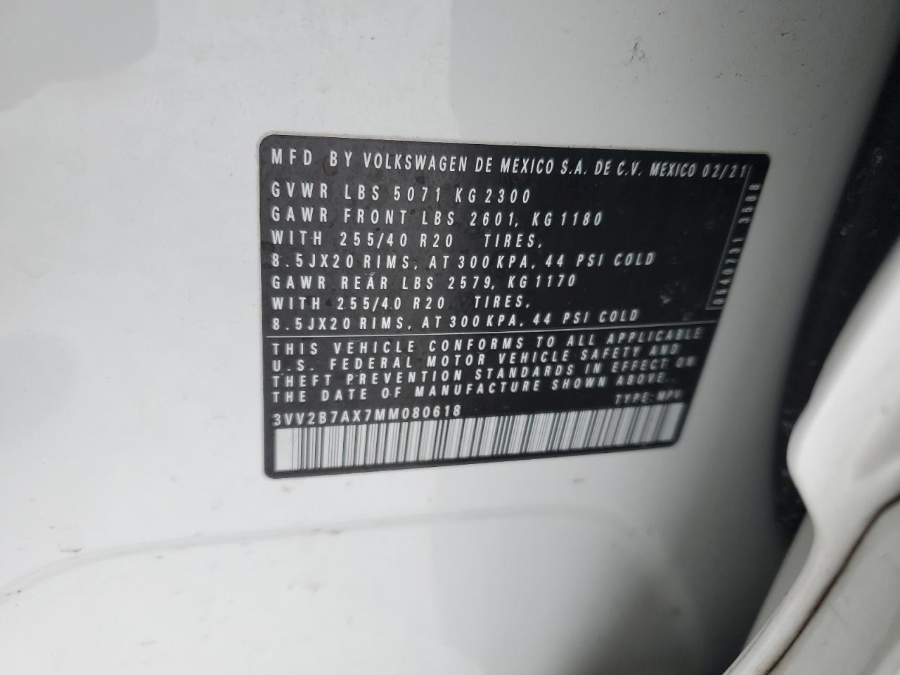 2021 Volkswagen Tiguan - Image 15